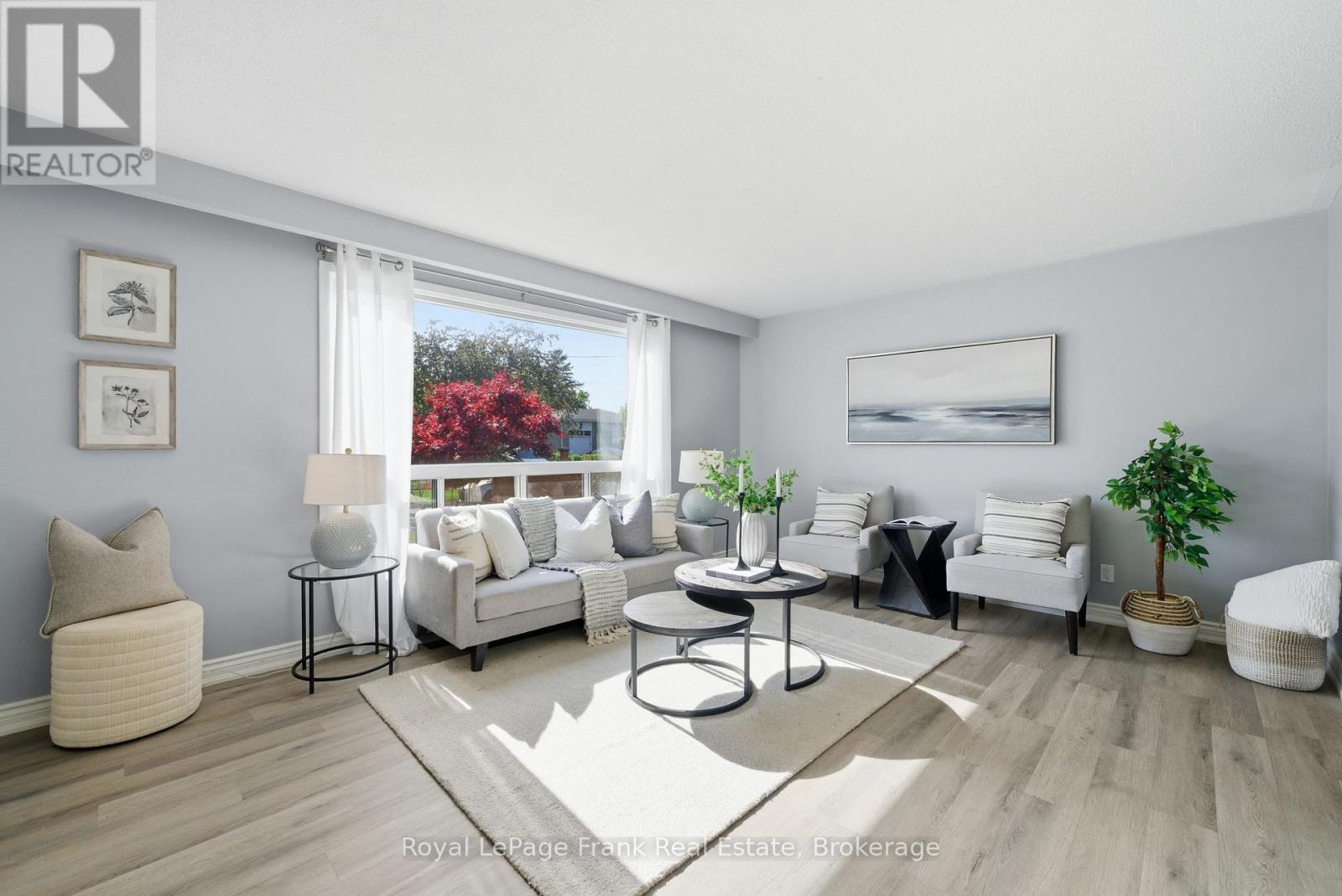 1014 Vistula Drive, Pickering, Ontario L1W 2L9 - Photo 7 - E13196118