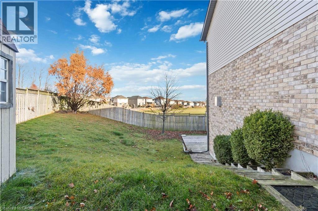 27 Red Clover Crescent, Kitchener, Ontario  N2E 4G8 - Photo 32 - 40834132