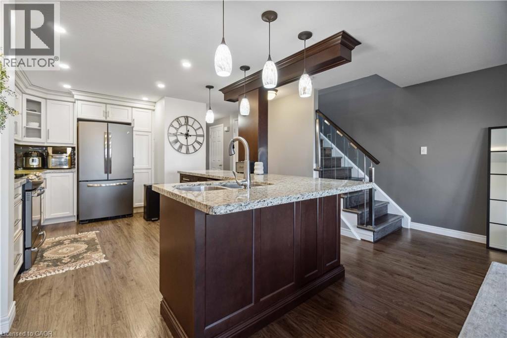 27 Red Clover Crescent, Kitchener, Ontario  N2E 4G8 - Photo 6 - 40834132