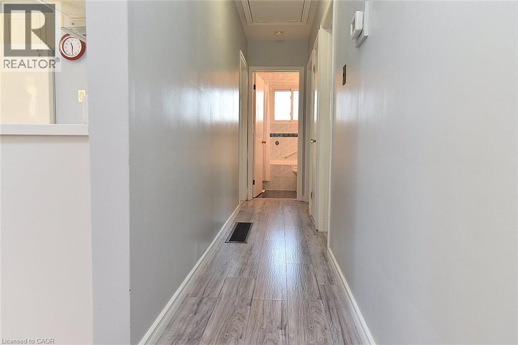 10 Alderney Avenue, Hamilton, Ontario  L9A 2A5 - Photo 19 - 40834056