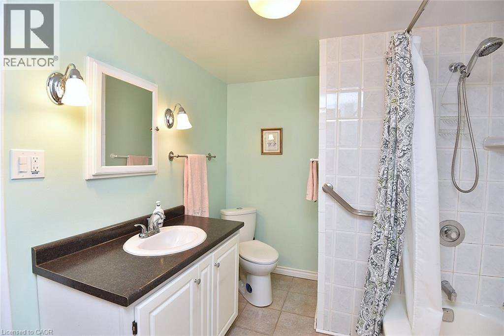 10 Alderney Avenue, Hamilton, Ontario  L9A 2A5 - Photo 31 - 40834056