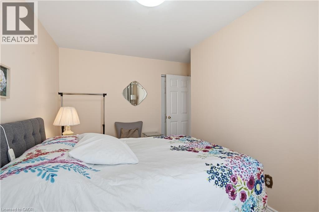 1526 Westminster Place, Burlington, Ontario  L7P 2B5 - Photo 16 - 40833994
