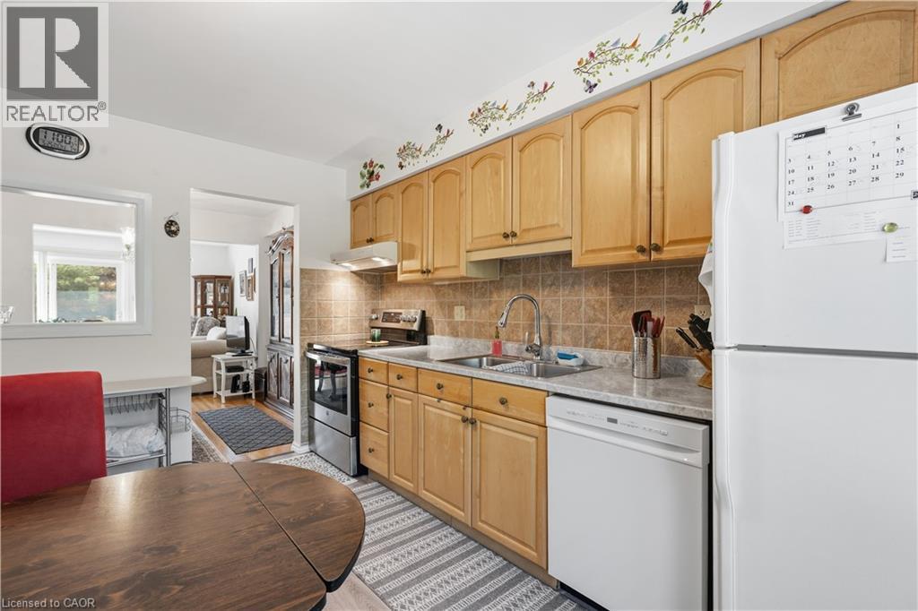 1526 Westminster Place, Burlington, Ontario  L7P 2B5 - Photo 9 - 40833994