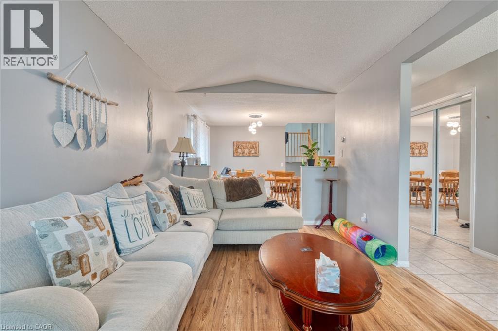 105 S Delena Avenue S Unit# Upper, Hamilton, Ontario  L8K 3S8 - Photo 5 - 40833848