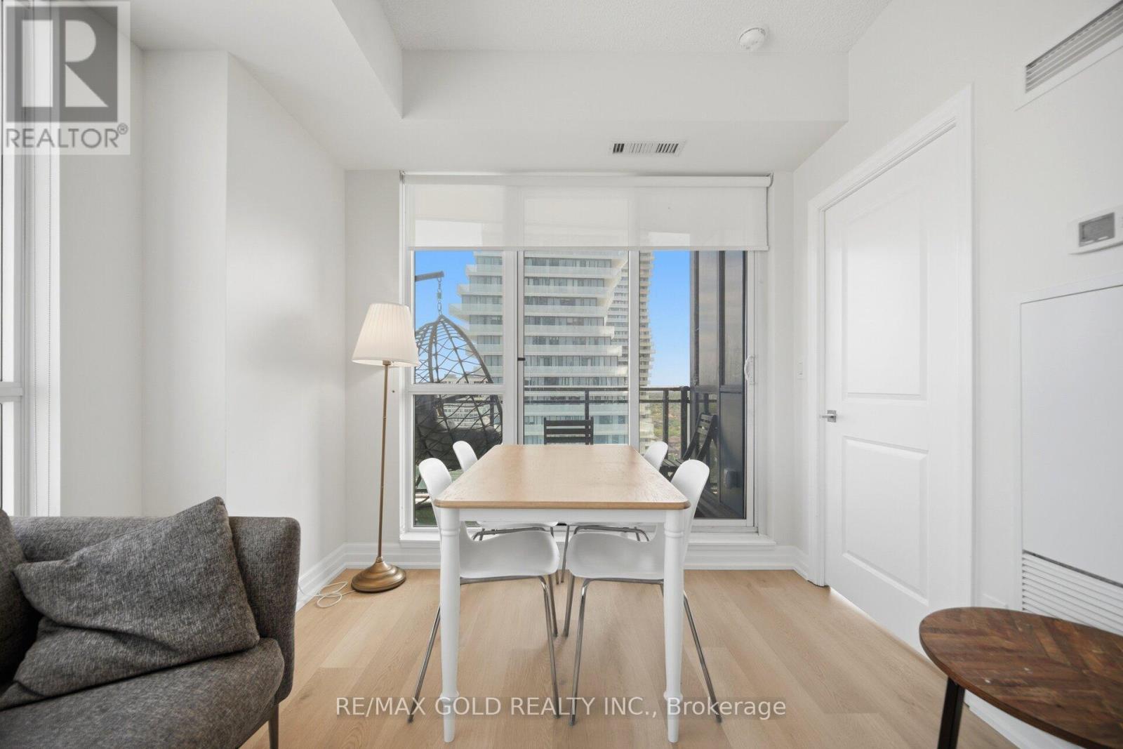 1807 - 4011 Brickstone Mews, Mississauga, Ontario L5B 0J7 - Photo 13 - W13193956
