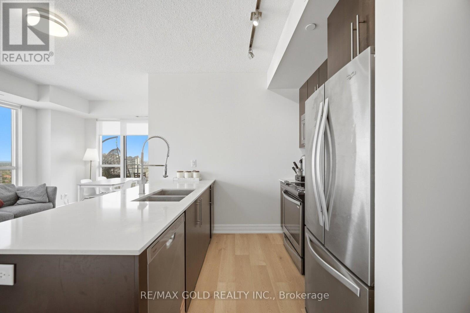 1807 - 4011 Brickstone Mews, Mississauga, Ontario L5B 0J7 - Photo 6 - W13193956