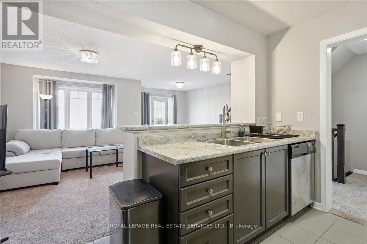 222 Septimus Heights, Milton, Ontario  L9T 8N5 - Photo 8 - W13194174