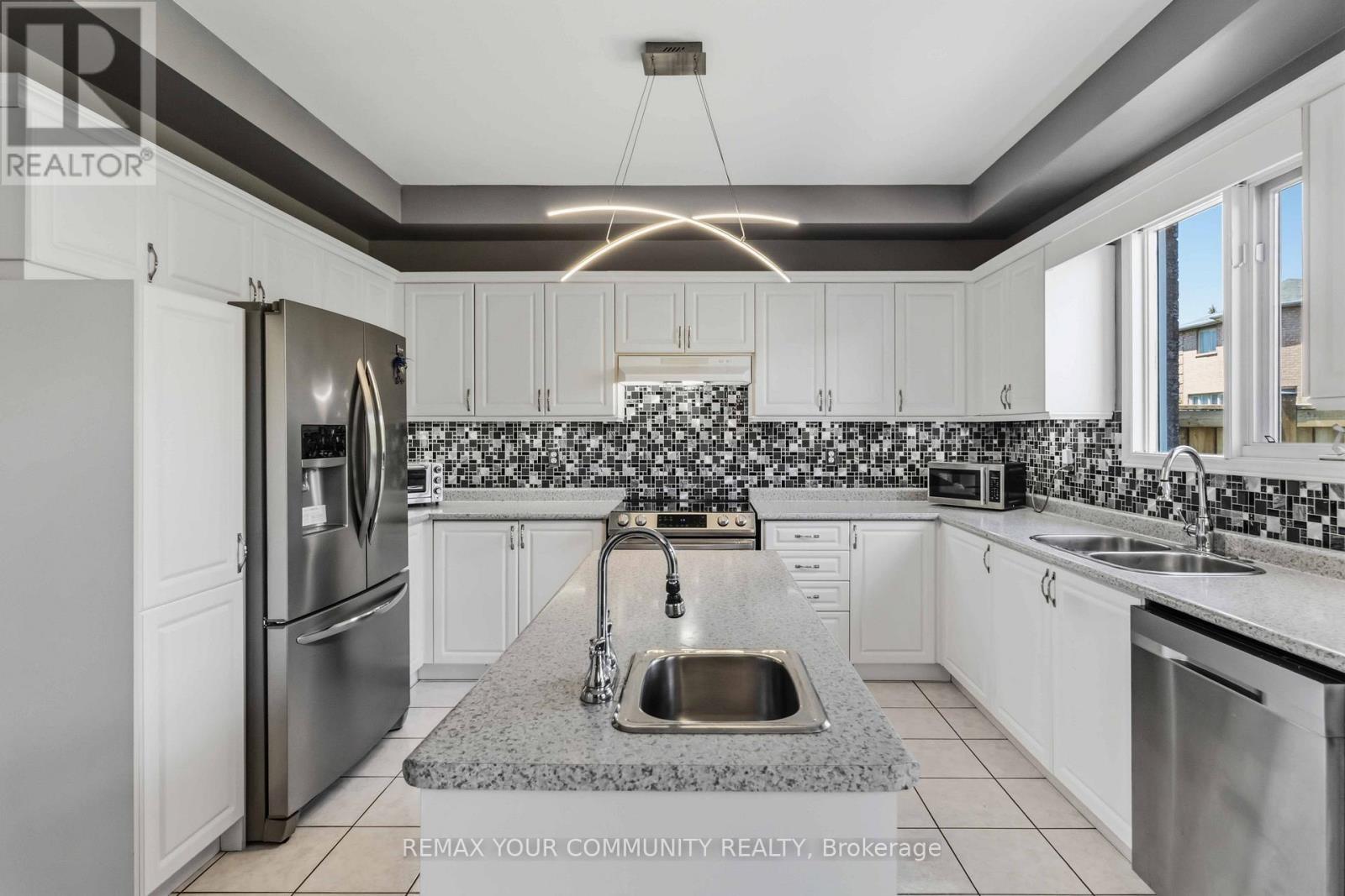 153 Bristol Road E, Mississauga, Ontario  L4Z 3V3 - Photo 14 - W13194208