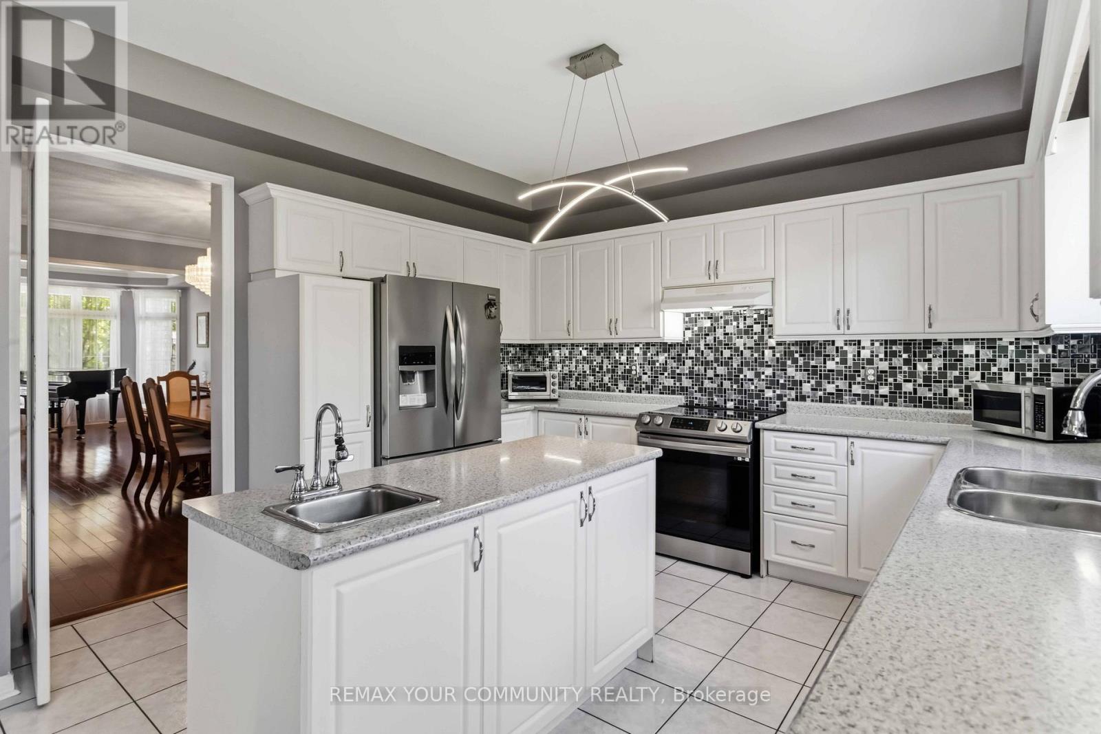 153 Bristol Road E, Mississauga, Ontario  L4Z 3V3 - Photo 15 - W13194208