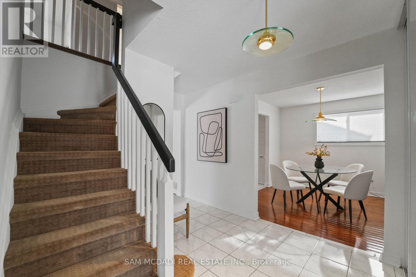 44 Madrid Crescent, Brampton, Ontario  L6S 2X4 - Photo 10 - W13194316