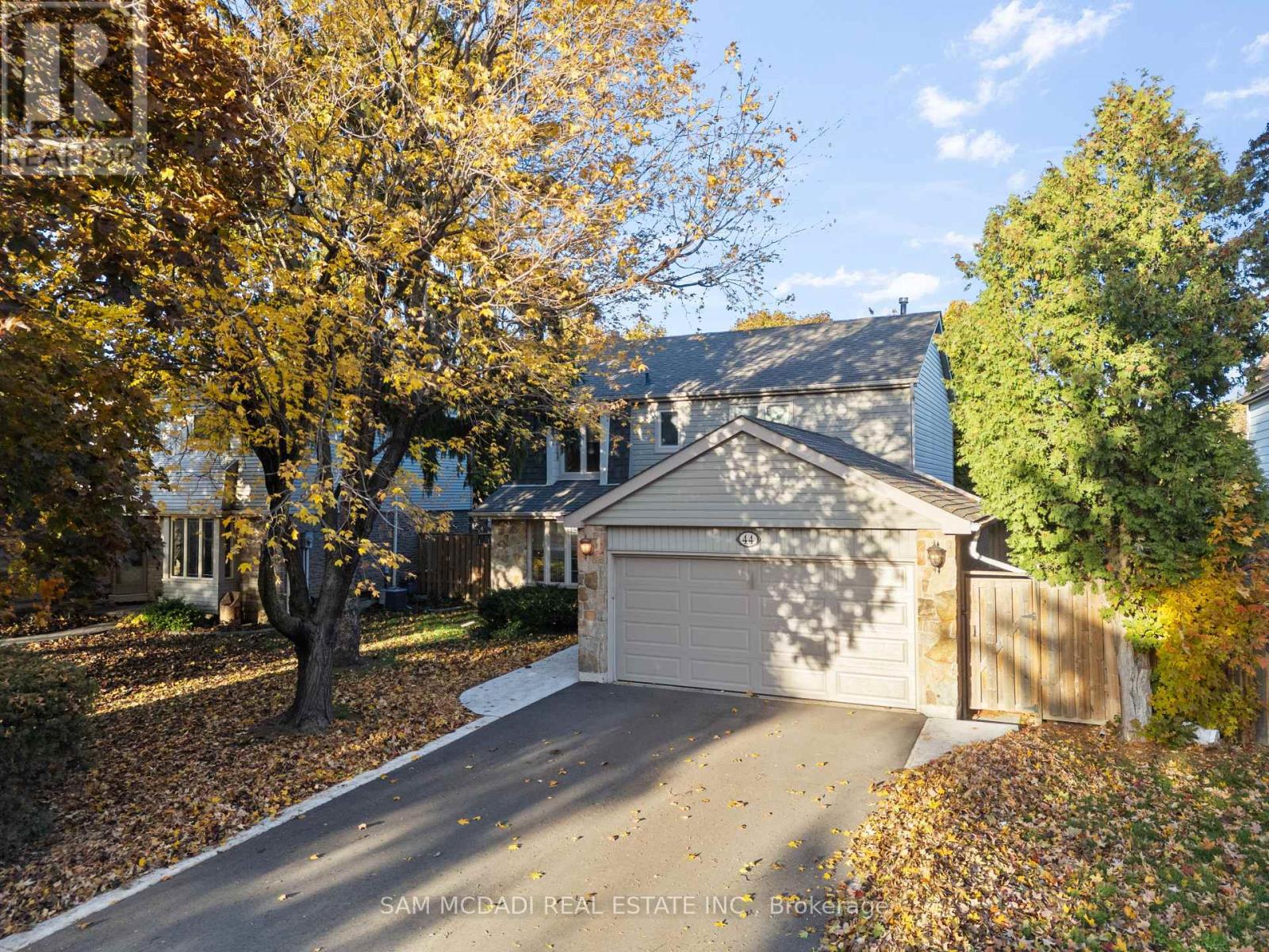 44 Madrid Crescent, Brampton, Ontario  L6S 2X4 - Photo 42 - W13194316