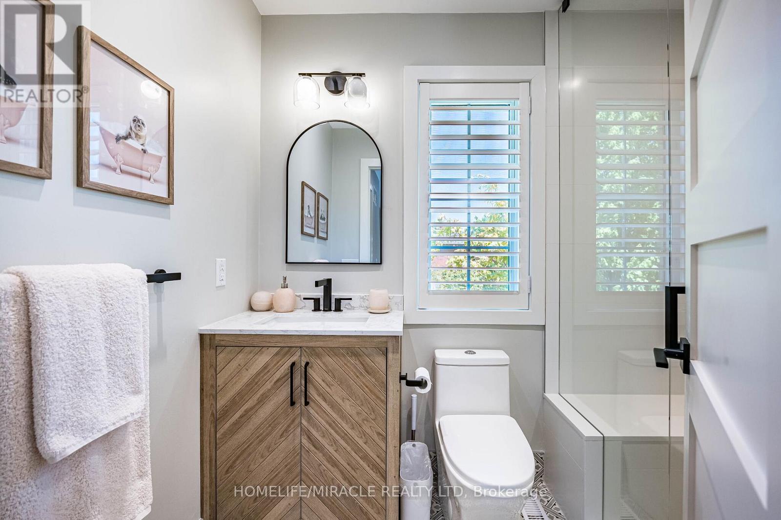 464 Ambleside Drive, Oakville, Ontario  L6H 6N7 - Photo 21 - W13194324