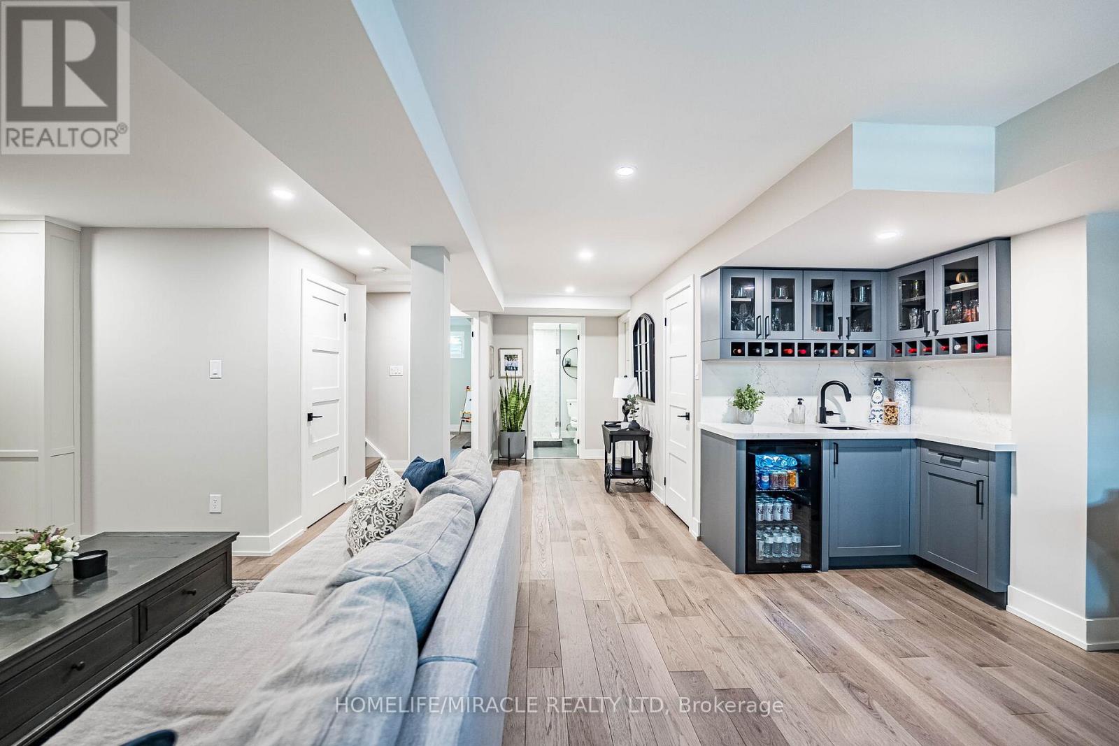 464 Ambleside Drive, Oakville, Ontario  L6H 6N7 - Photo 27 - W13194324