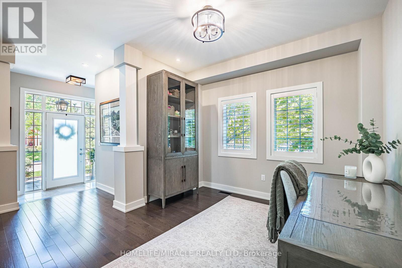 464 Ambleside Drive, Oakville, Ontario  L6H 6N7 - Photo 8 - W13194324