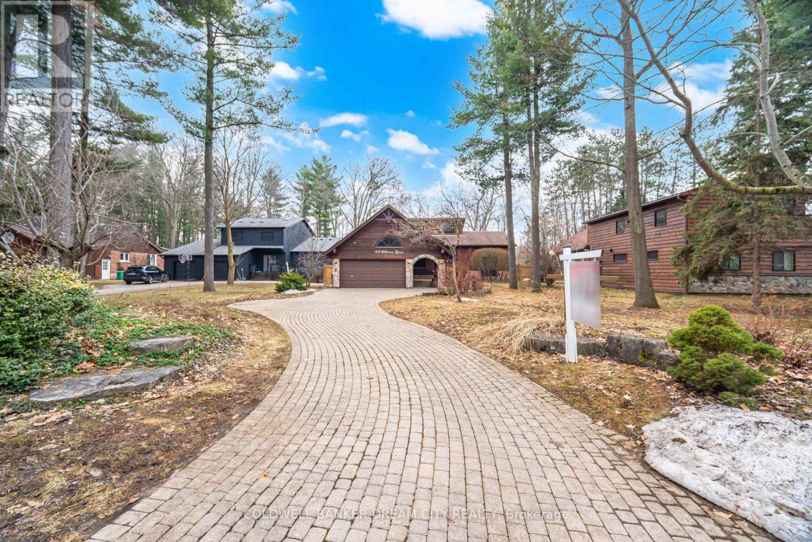 43 Olivers Lane, Caledon, Ontario  L7C 1G5 - Photo 2 - W13194480
