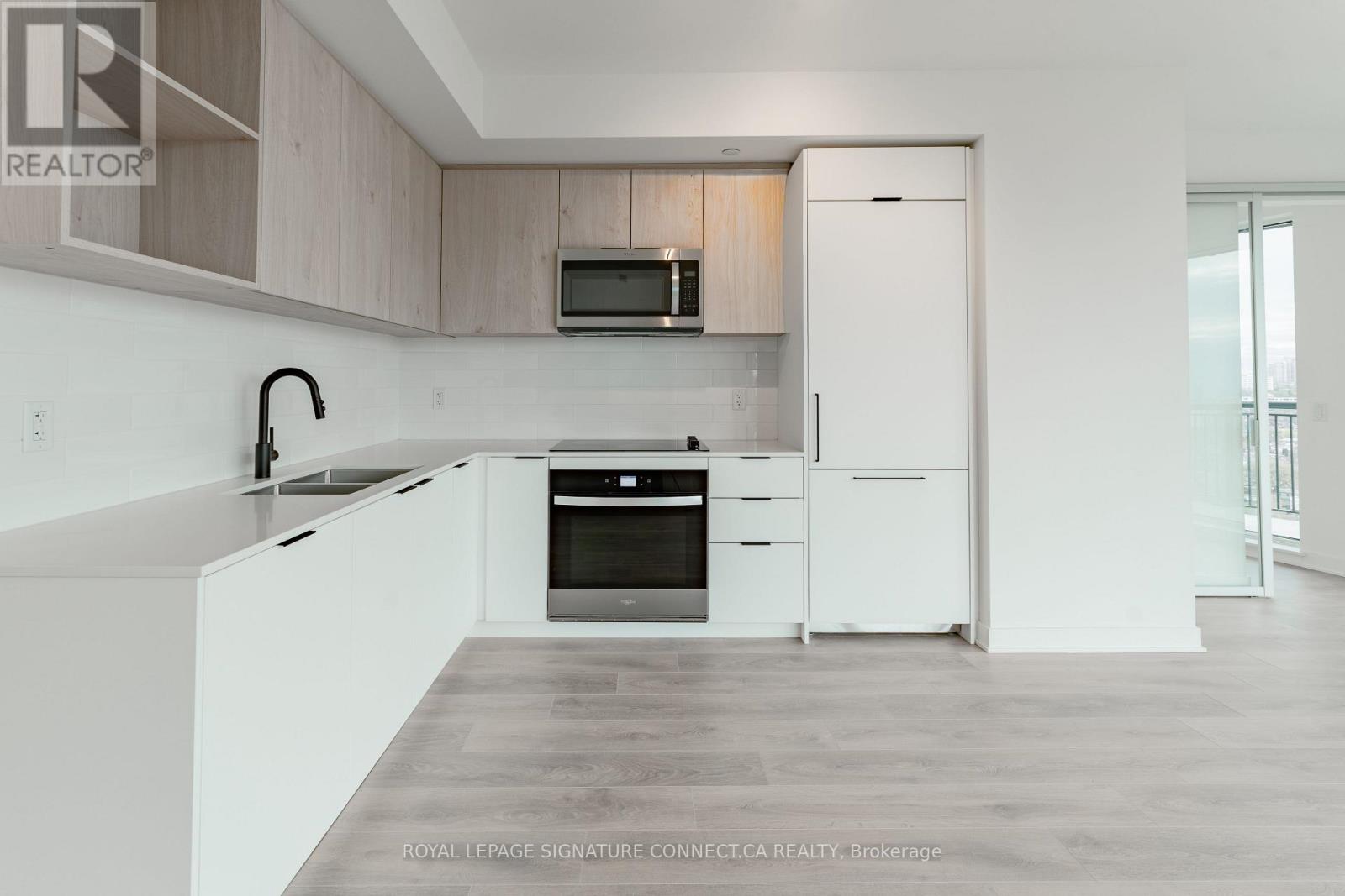 1607 - 1185 Dupont Street, Toronto, Ontario  M6H 0G5 - Photo 4 - W13194928