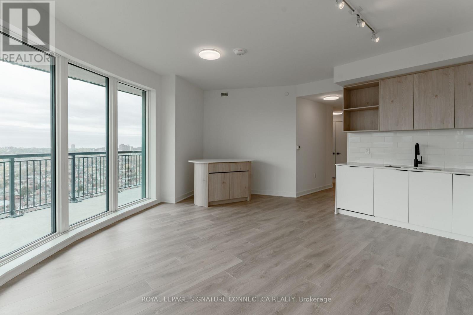 1607 - 1185 Dupont Street, Toronto, Ontario  M6H 0G5 - Photo 8 - W13194928