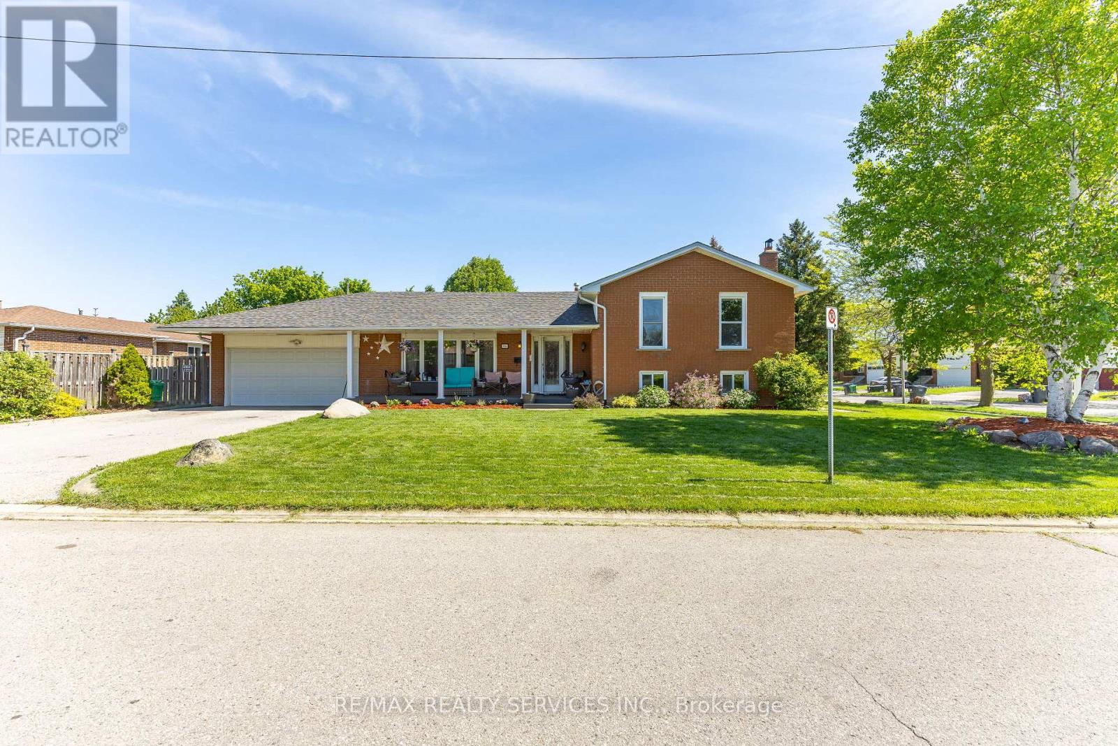 84 MARCHBANK CRESCENT, Brampton, Ontario