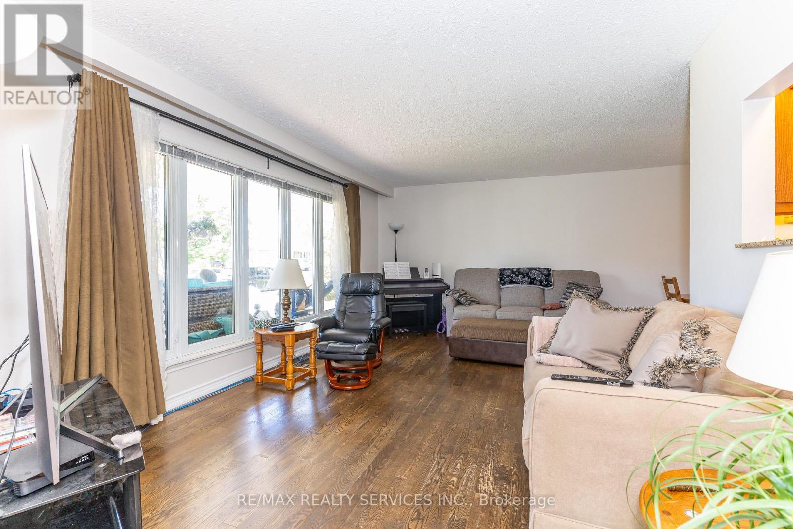 84 Marchbank Crescent, Brampton, Ontario  L6S 3B1 - Photo 13 - W13195298