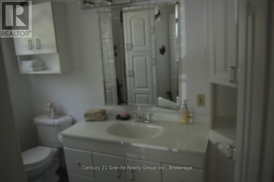 74 Golden Shores Road, Hastings Highlands, Ontario  K0L 1C0 - Photo 11 - X13195514