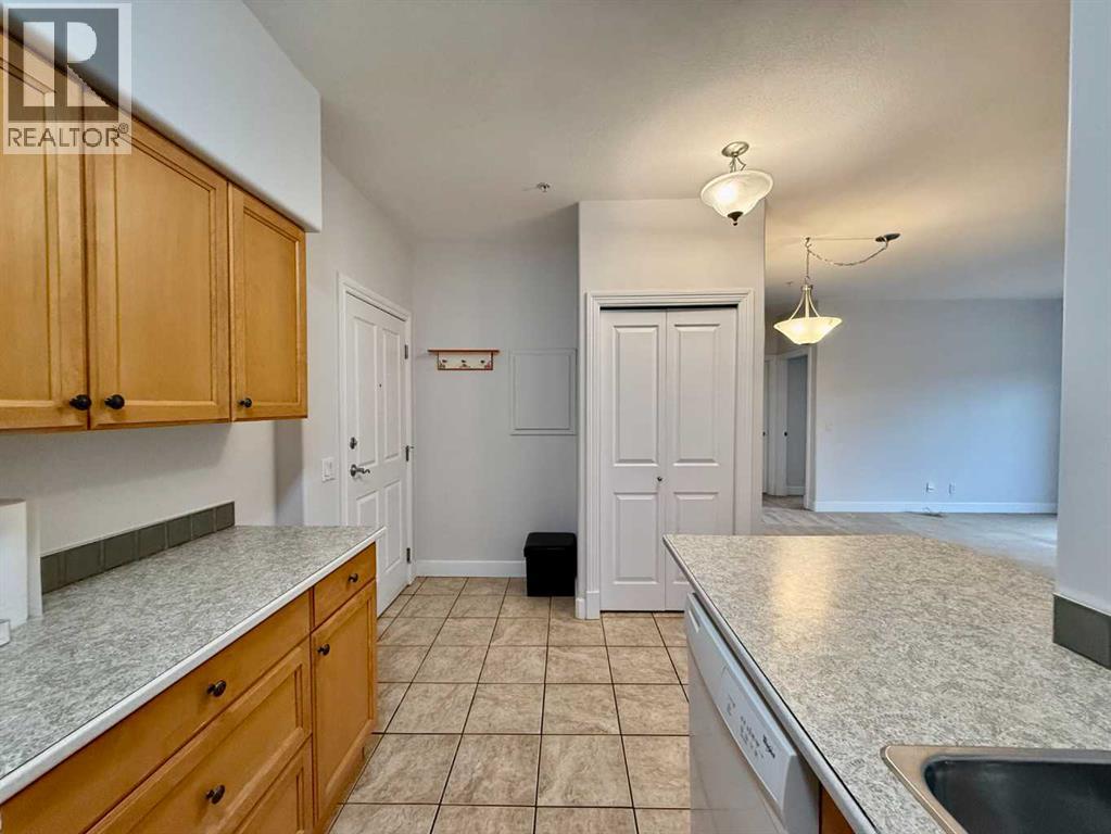 205, 9918 Gordon Avenue, Fort Mcmurray, Alberta  T9H 5L1 - Photo 10 - A2313747