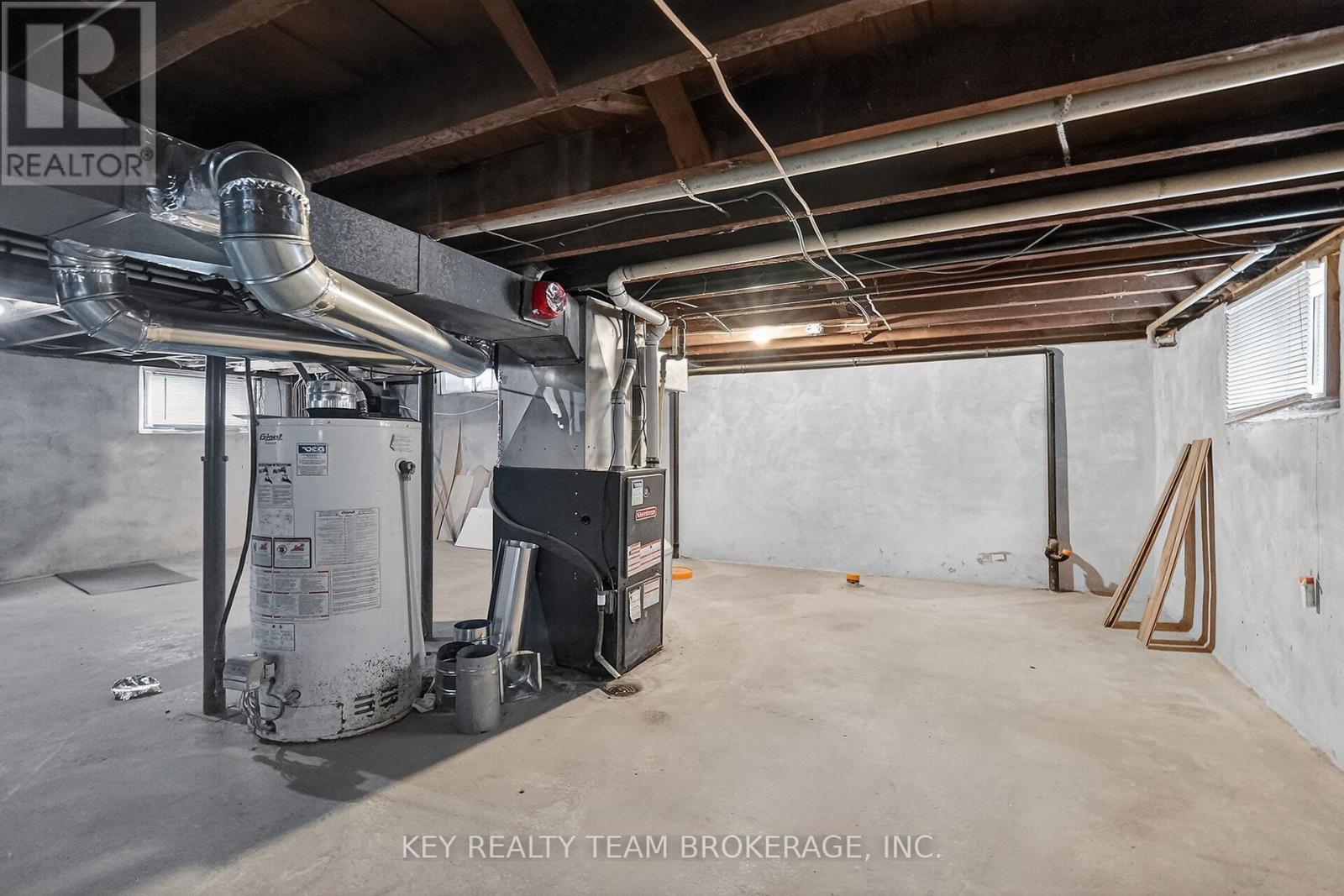 5169 Bridge Street, Niagara Falls, Ontario L2E 2T2 - Photo 25 - X12864852