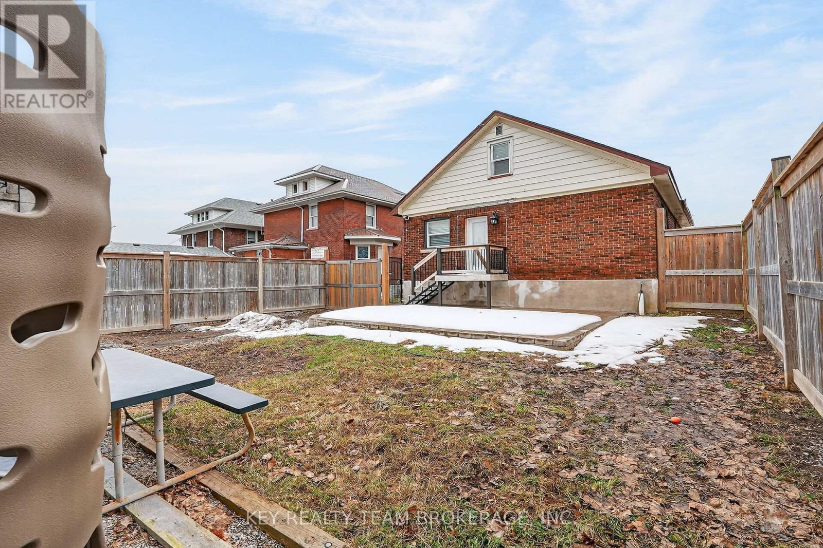 5169 Bridge Street, Niagara Falls, Ontario L2E 2T2 - Photo 29 - X12864852