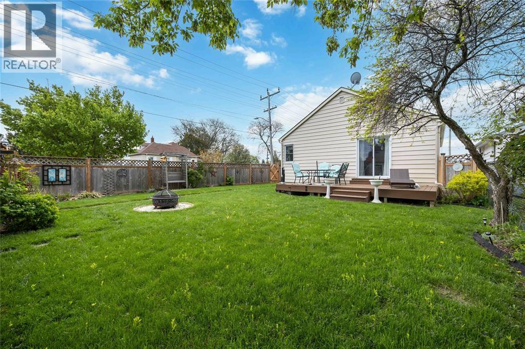 666 Devine Street, Sarnia, Ontario  N7T 1W8 - Photo 29 - 26011908