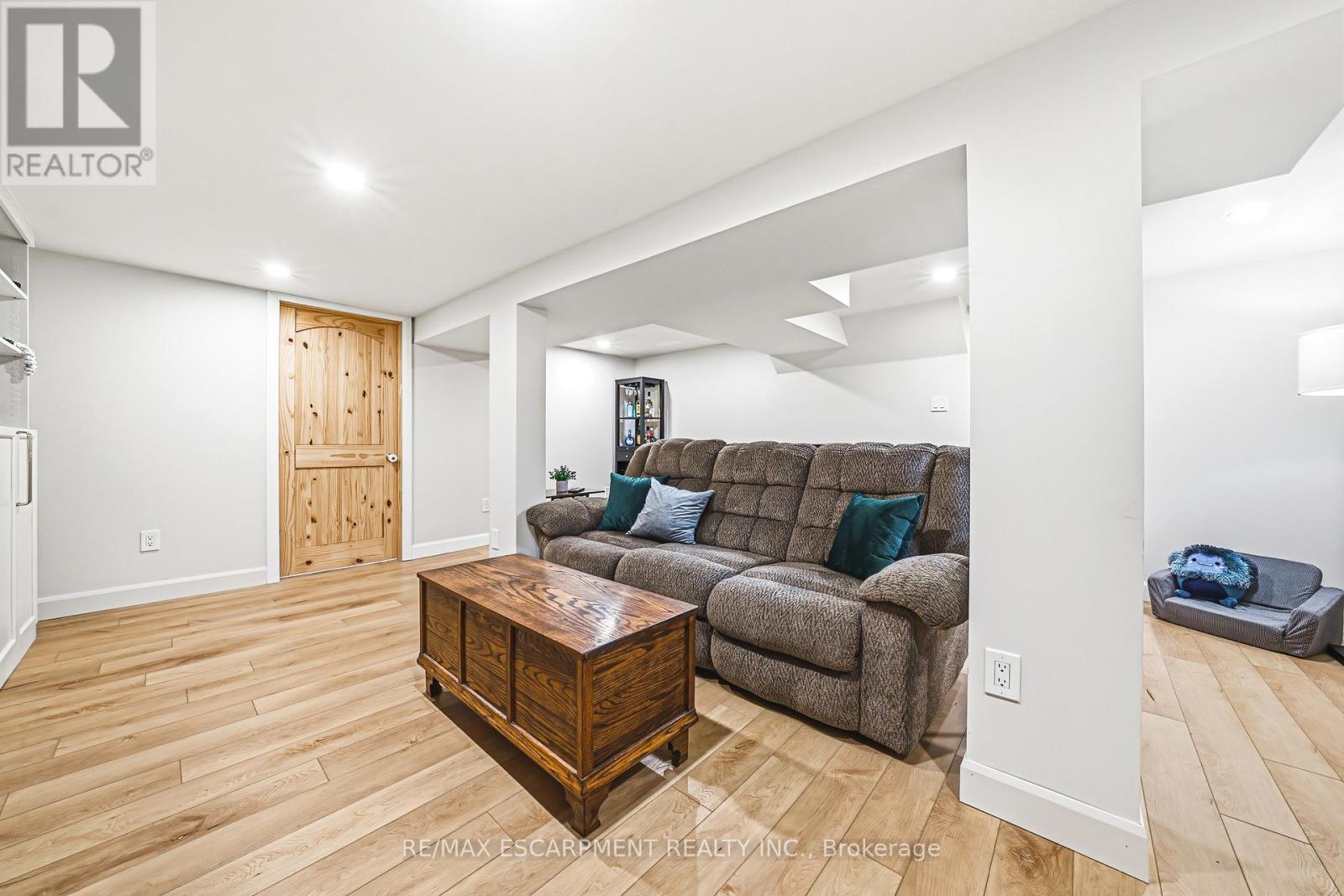 546 Mohawk Road E, Hamilton, Ontario  L8V 2J6 - Photo 23 - X13193800