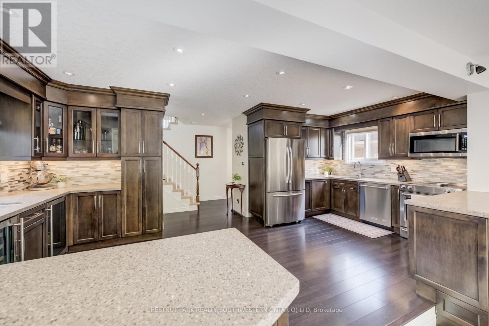 295 Oprington Place, Kitchener, Ontario  N2N 3P3 - Photo 15 - X13194158