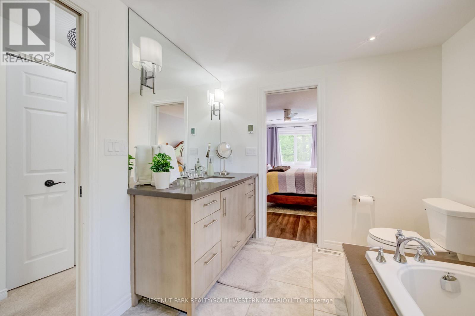 295 Oprington Place, Kitchener, Ontario  N2N 3P3 - Photo 30 - X13194158
