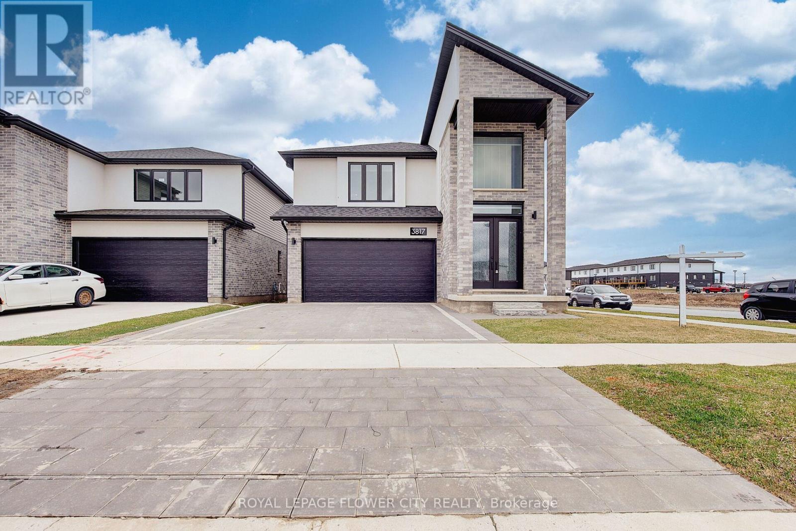 3817 Ayrshire Avenue, London South, Ontario  L6S 0E2 - Photo 2 - X13195338