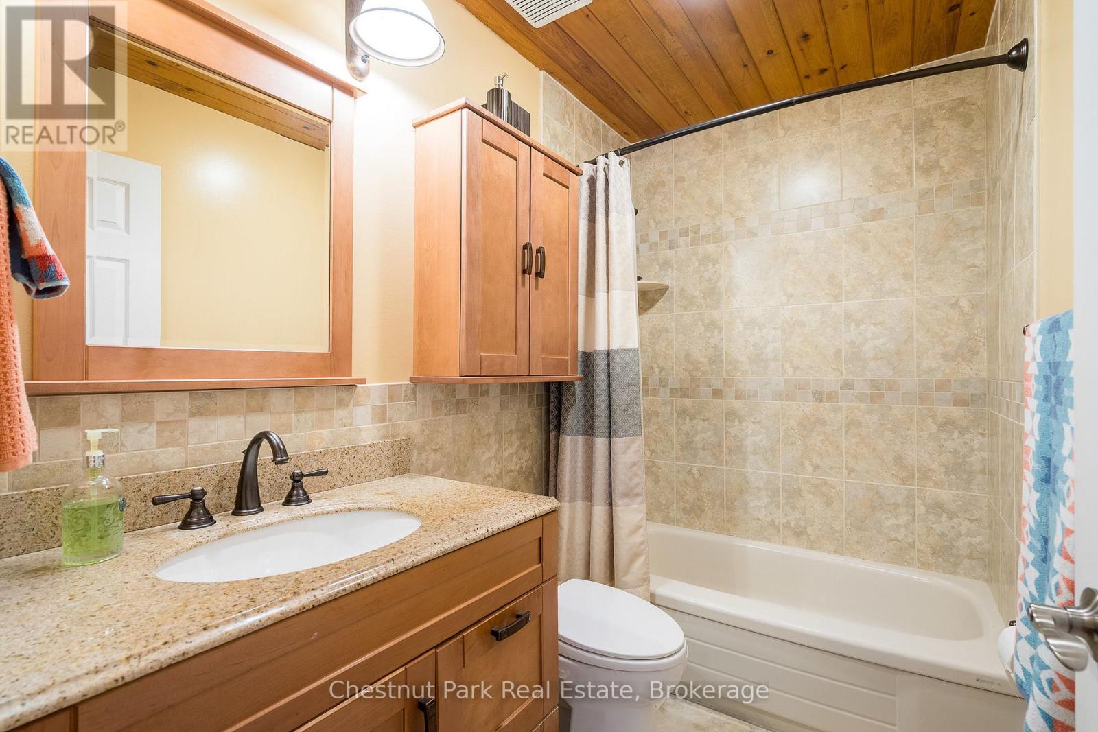 119 Martin Grove, Blue Mountains, Ontario  L9Y 0N5 - Photo 36 - X12340579