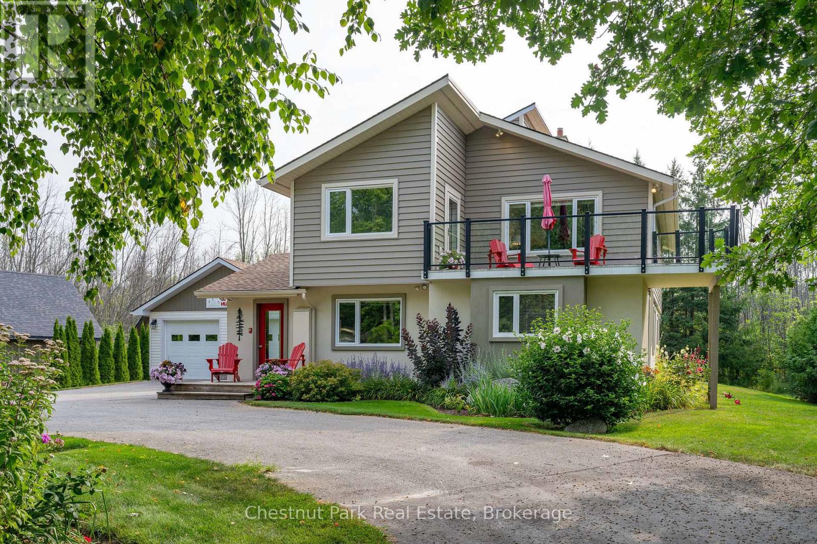 119 Martin Grove, Blue Mountains, Ontario  L9Y 0N5 - Photo 1 - X12340579