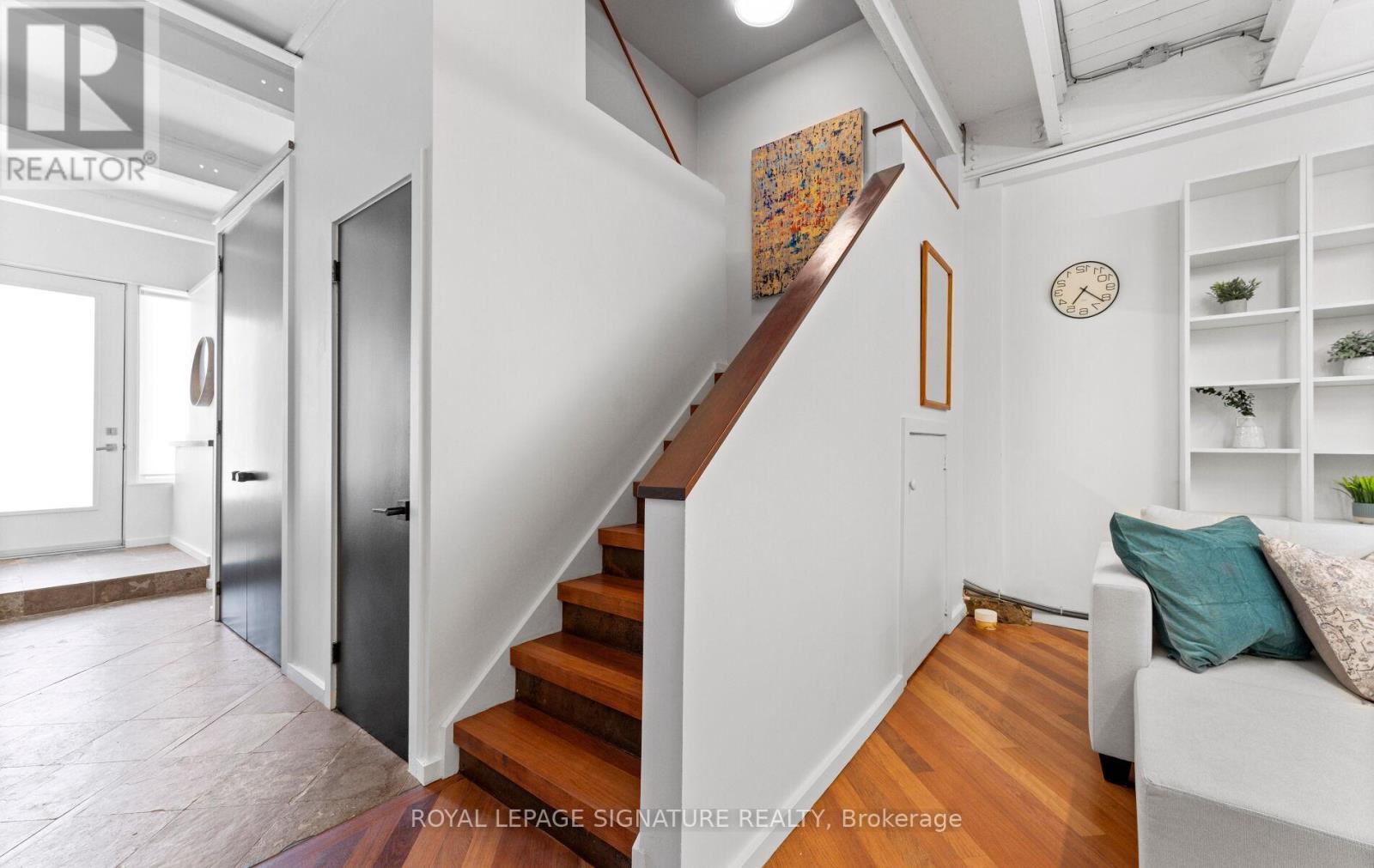 7 - 692 St. Clarens Avenue, Toronto, Ontario  M6H 3X1 - Photo 9 - W13192980