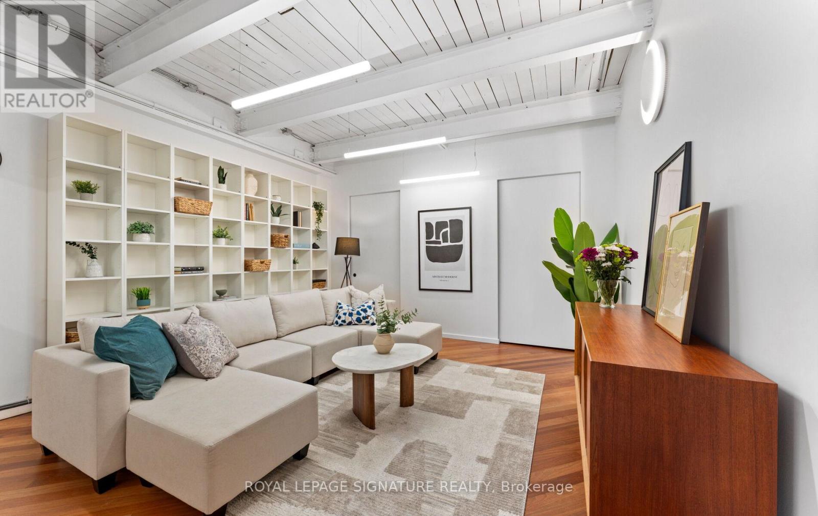 7 - 692 St. Clarens Avenue, Toronto, Ontario  M6H 3X1 - Photo 3 - W13192980