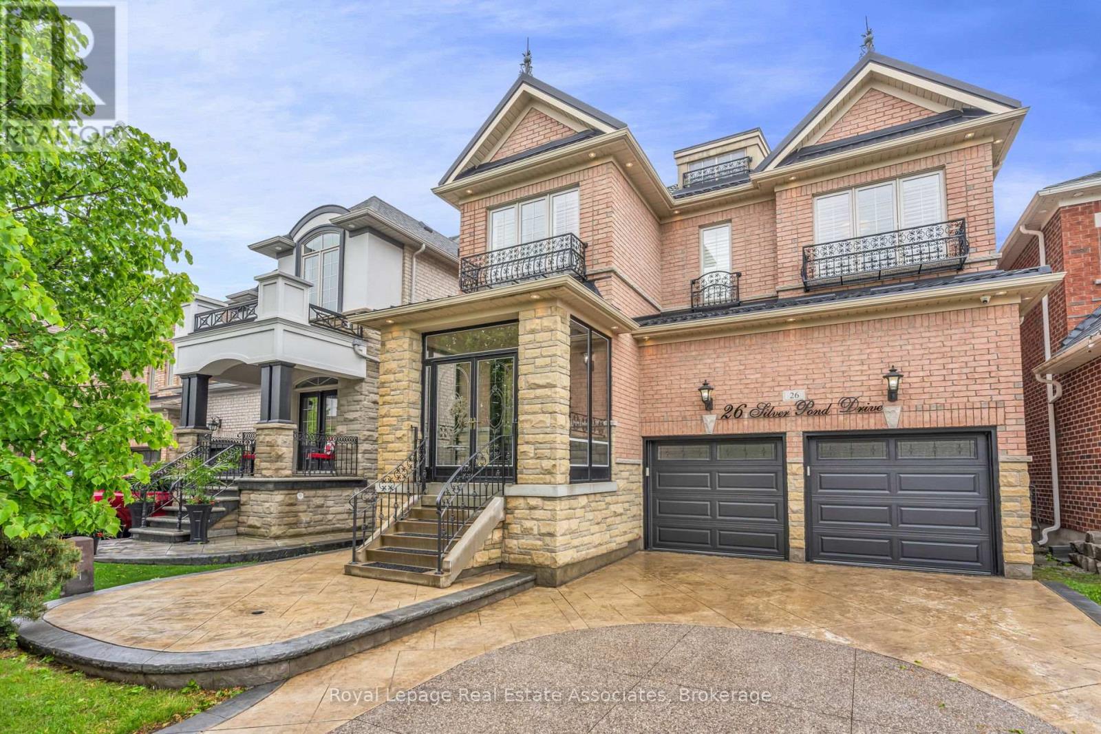 26 SILVER POND DRIVE, Halton Hills, Ontario