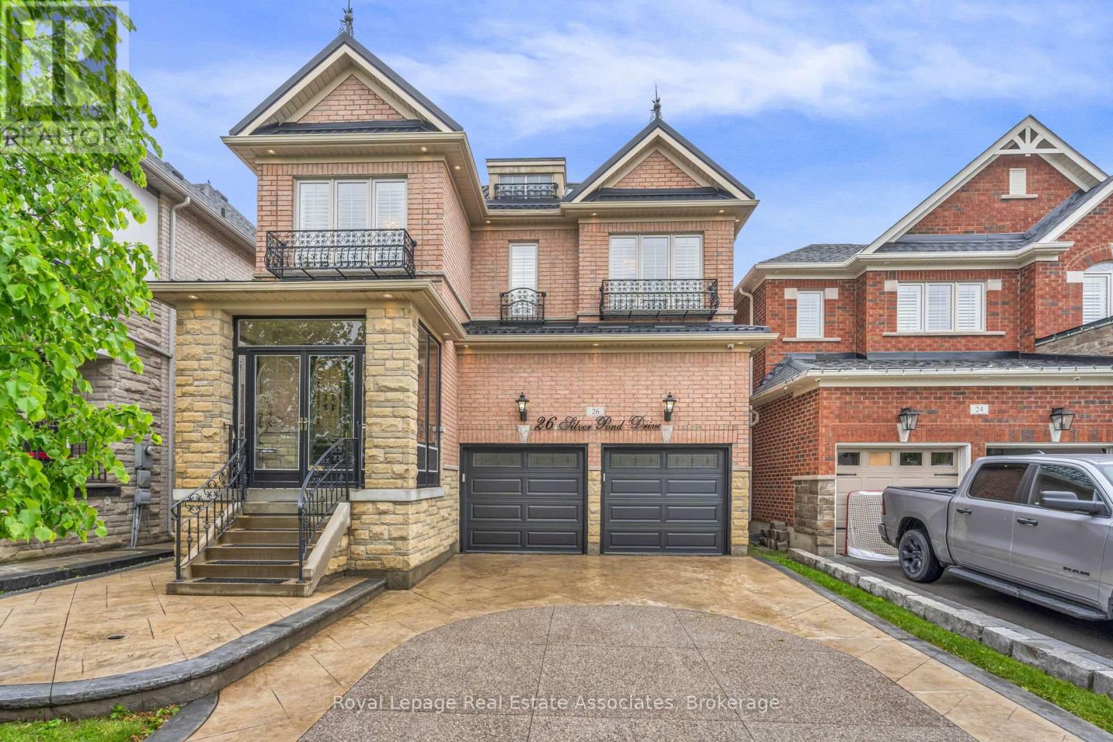 26 Silver Pond Drive, Halton Hills, Ontario  L7G 0G6 - Photo 2 - W13192626