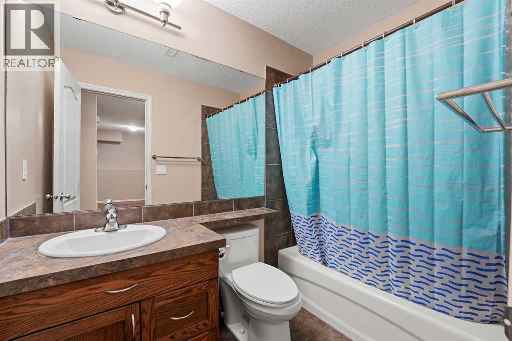 28 Ibbotson Close, Red Deer, Alberta  T4R 0C7 - Photo 13 - A2297754