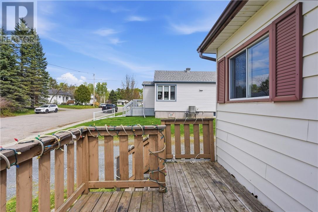 311 Eleventh Avenue, Lively, Ontario  P3Y 1M8 - Photo 32 - 2128047