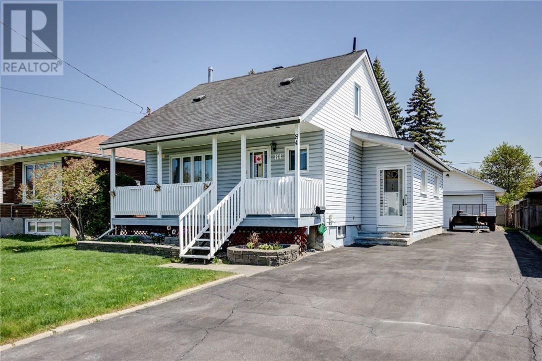 84 Victor, Greater Sudbury, Ontario  P3B 3R2 - Photo 2 - 2128039
