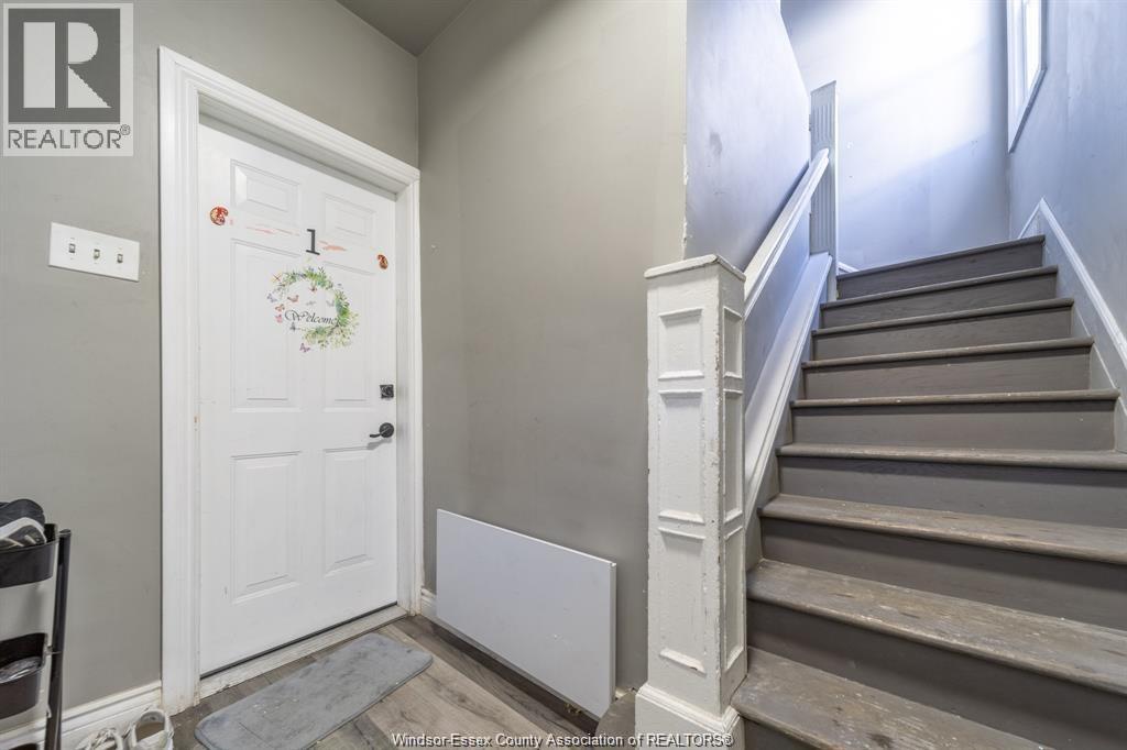446 Wyandotte Street West, Windsor, Ontario  N9A 5X4 - Photo 16 - 26012134