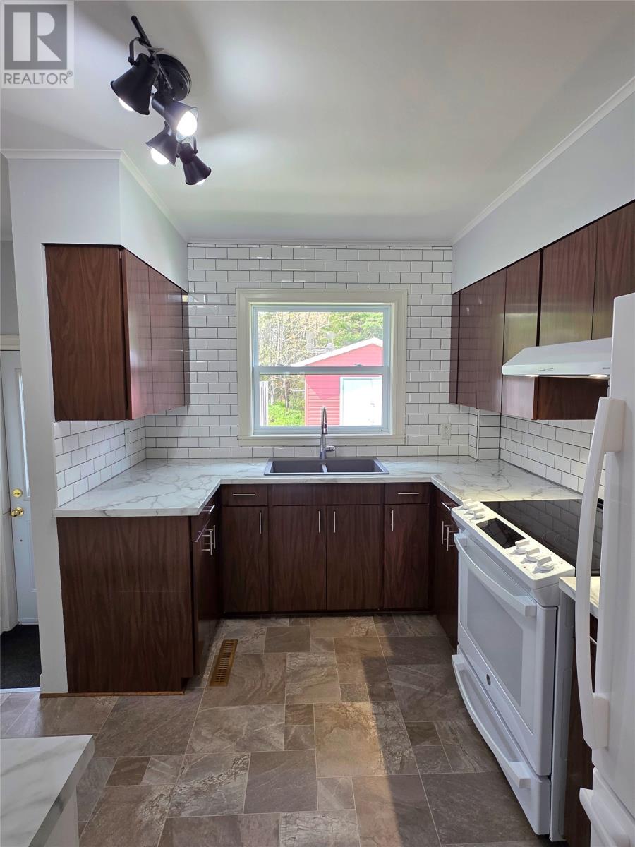 148 West Valley Road, Corner Brook, Newfoundland & Labrador  A2H 2X9 - Photo 6 - 1298148
