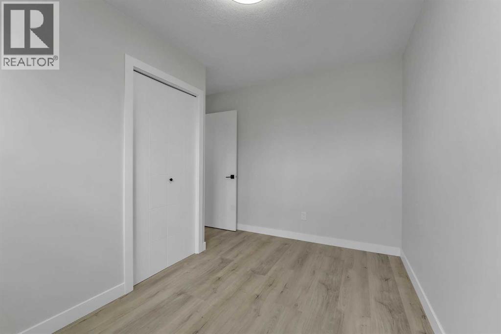 3640 Dover Ridge Drive Se, Calgary, Alberta  T2B 2B4 - Photo 19 - A2315124
