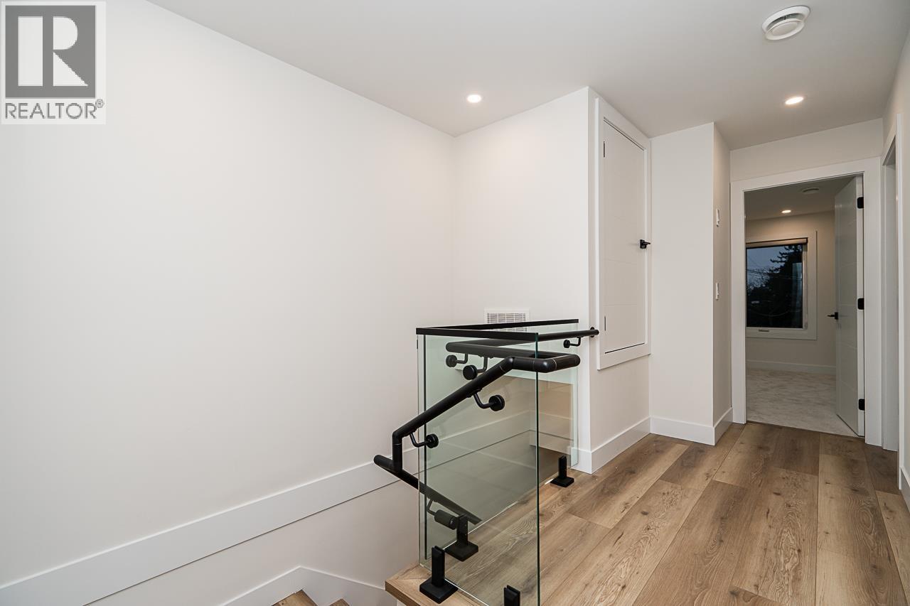 101 3055 York Street, Port Coquitlam, British Columbia  V3B 4A6 - Photo 19 - R3128586