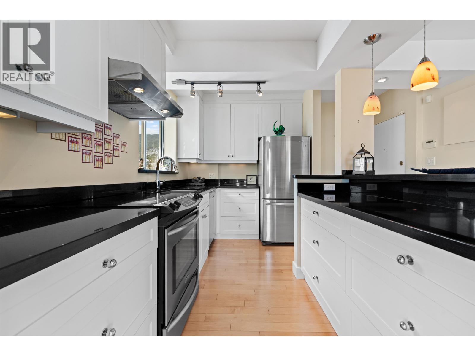 801 2187 Bellevue Avenue, West Vancouver, British Columbia  V7V 1C2 - Photo 5 - R3128604