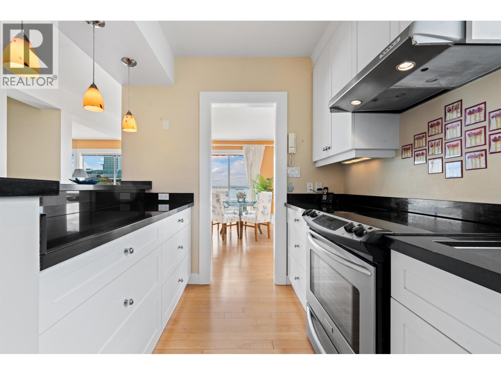 801 2187 Bellevue Avenue, West Vancouver, British Columbia  V7V 1C2 - Photo 6 - R3128604