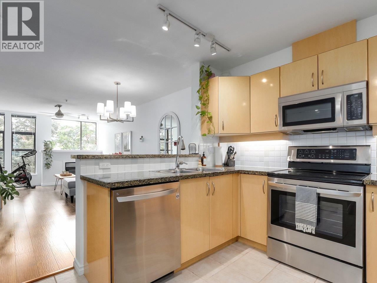 414 345 Lonsdale Avenue, North Vancouver, British Columbia  V7M 3M9 - Photo 5 - R3128625