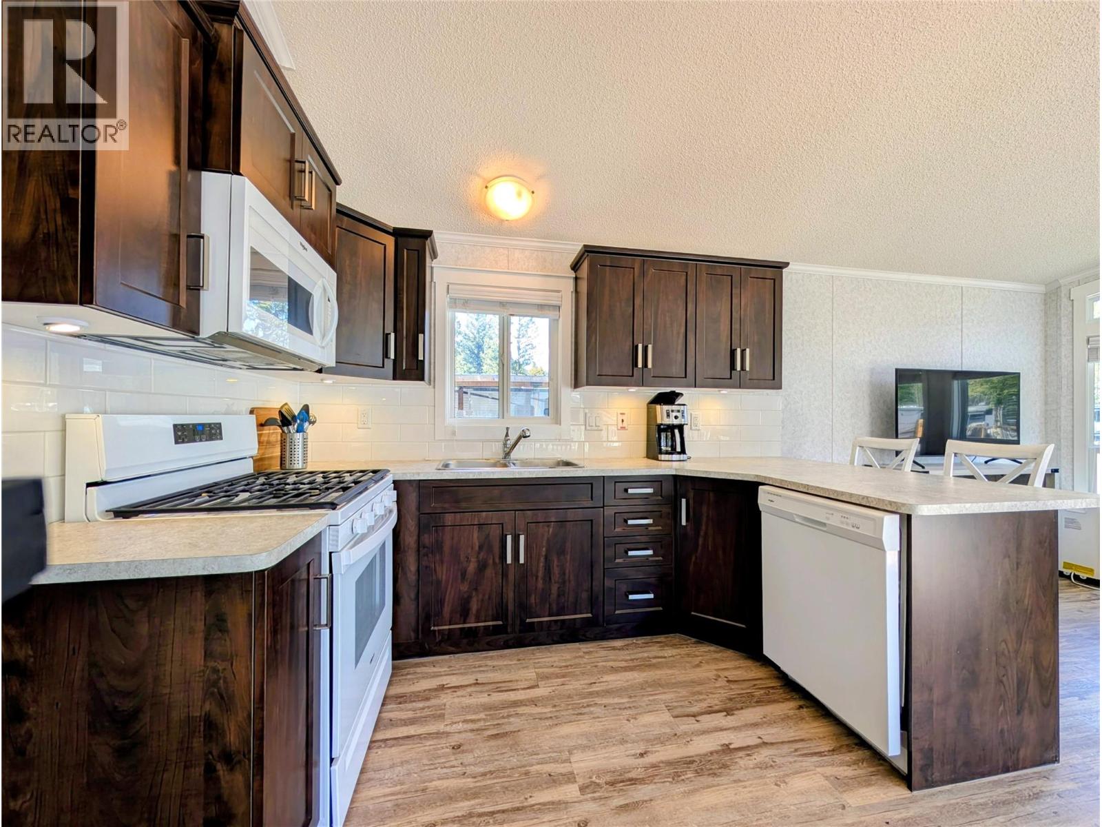 5478 Highway 93/95 Unit# 118, Fairmont Hot Springs, British Columbia  V0B 1L2 - Photo 7 - 10388834