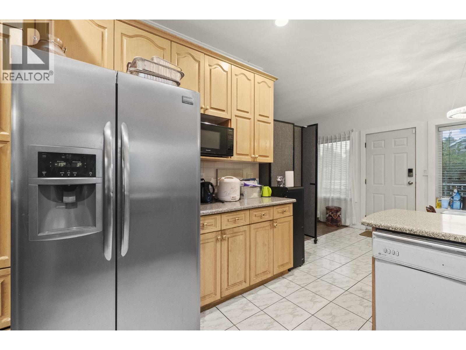 1405 Edinburgh Street, New Westminster, British Columbia  V3M 2W3 - Photo 12 - R3128587